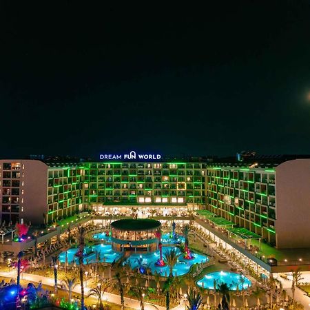 Dream Fun World Hotell Side Eksteriør bilde
